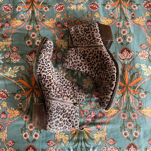 Lucky Brand Cheetah Leather Booties - Picture 3 of 10